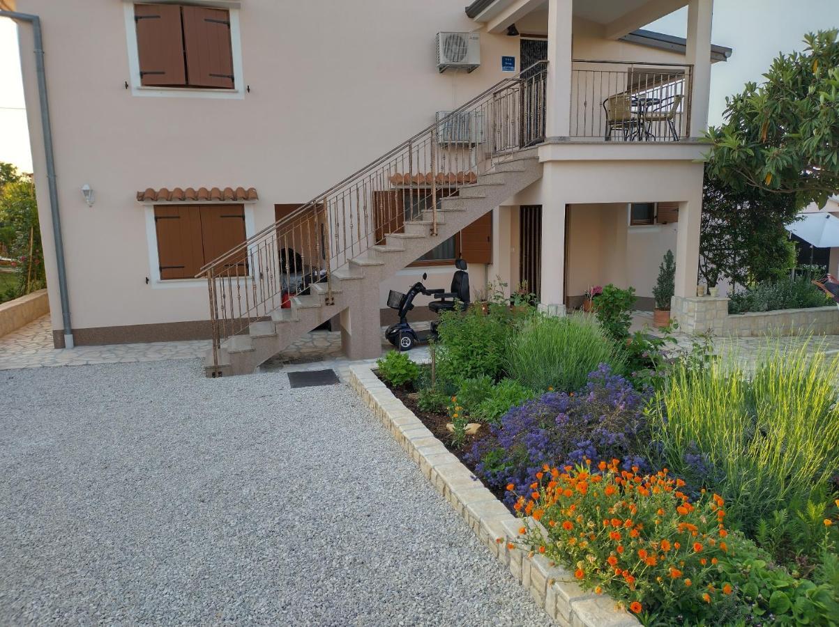 Apartmani Bernarda Poreč Exterior foto