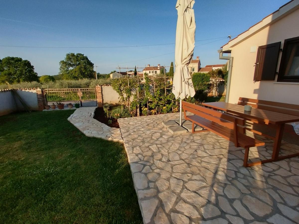 Apartmani Bernarda Poreč Exterior foto