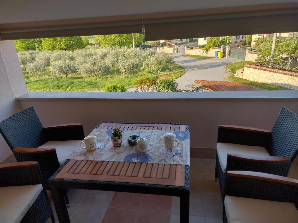 Apartmani Bernarda Poreč Exterior foto