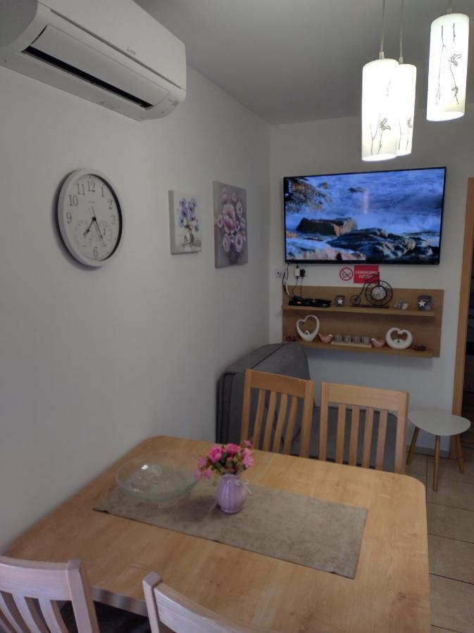 Apartmani Bernarda Poreč Exterior foto