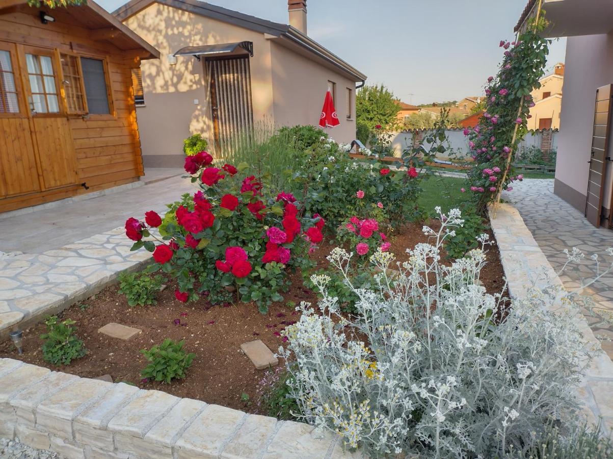 Apartmani Bernarda Poreč Exterior foto