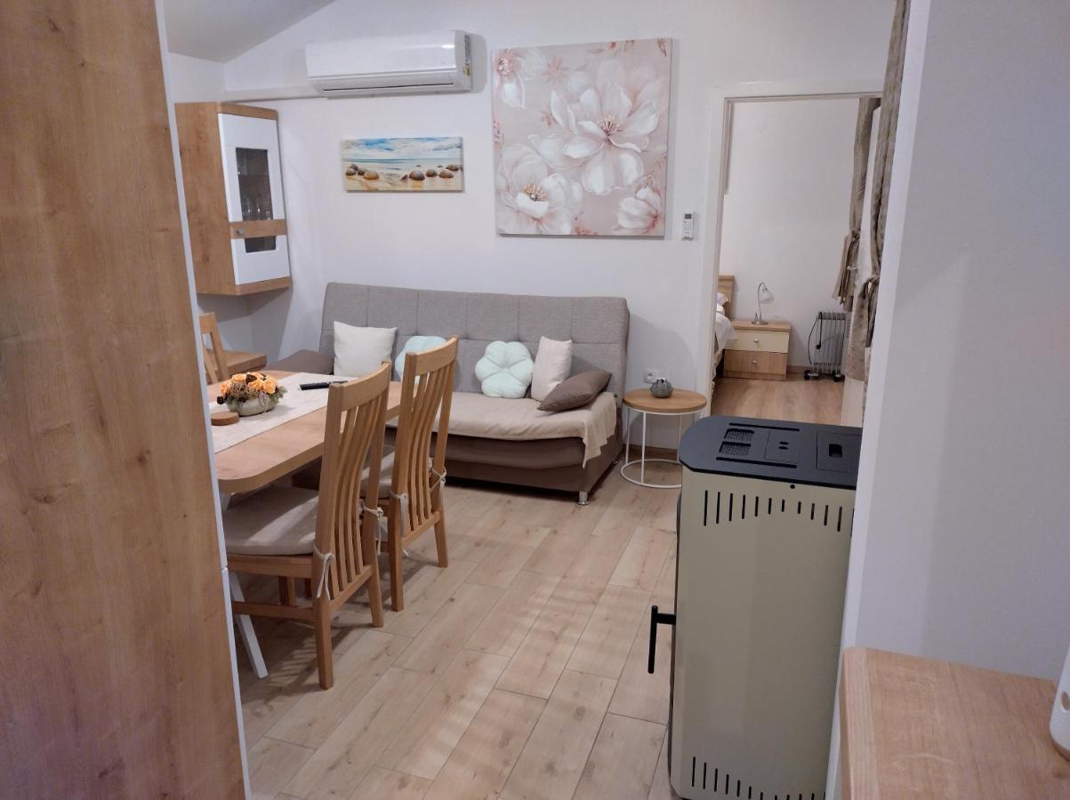 Apartmani Bernarda Poreč Exterior foto
